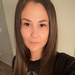 Meet your Posher, Jesenia